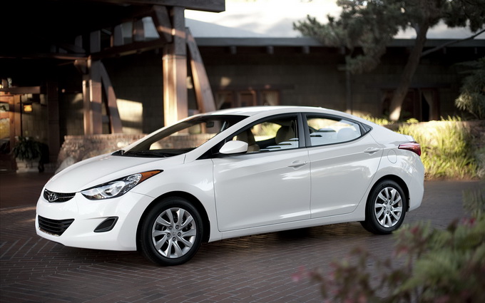 Hyundai Elantra (ִ)2012